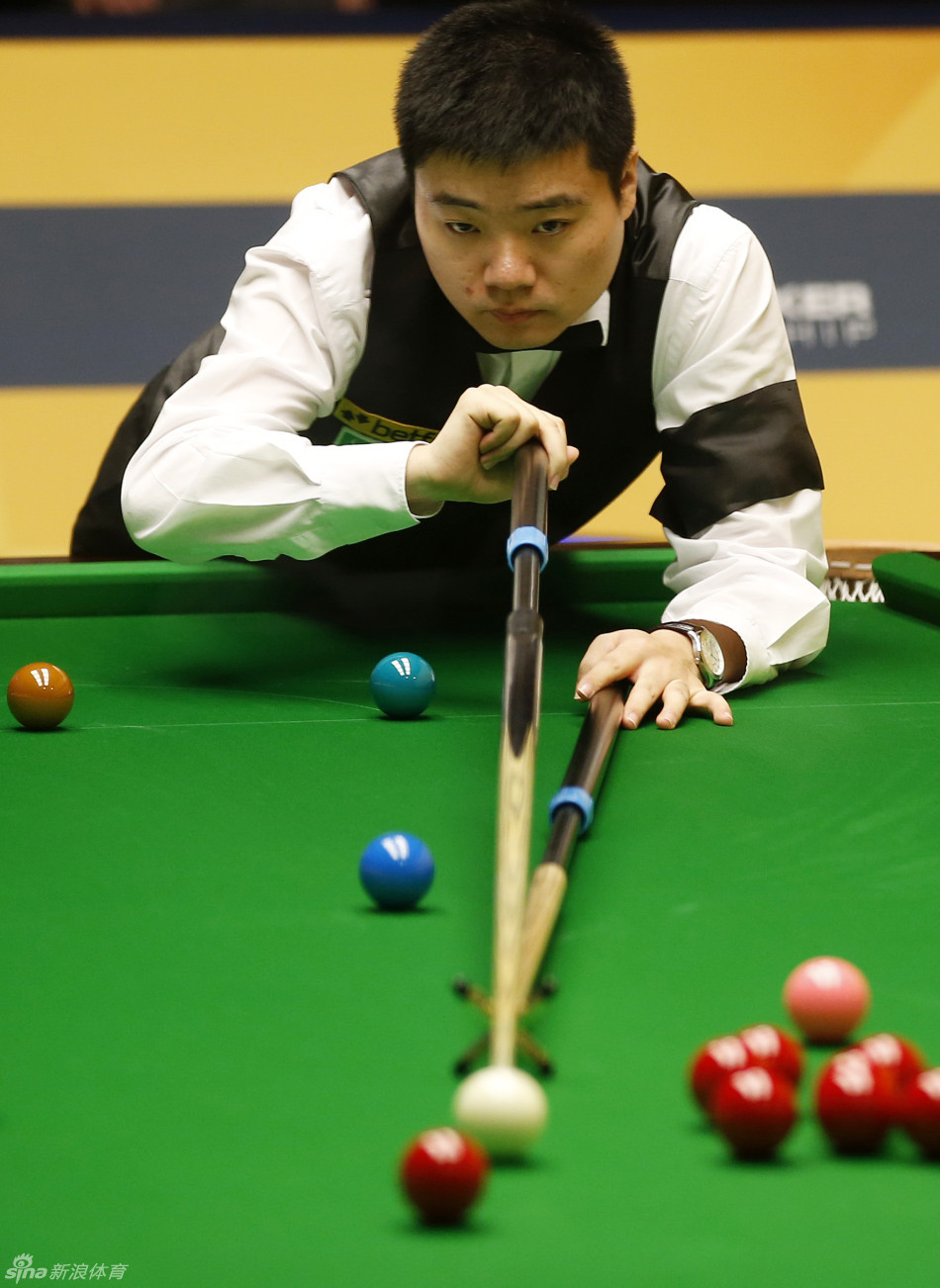 年轻的网球 年轻的网球