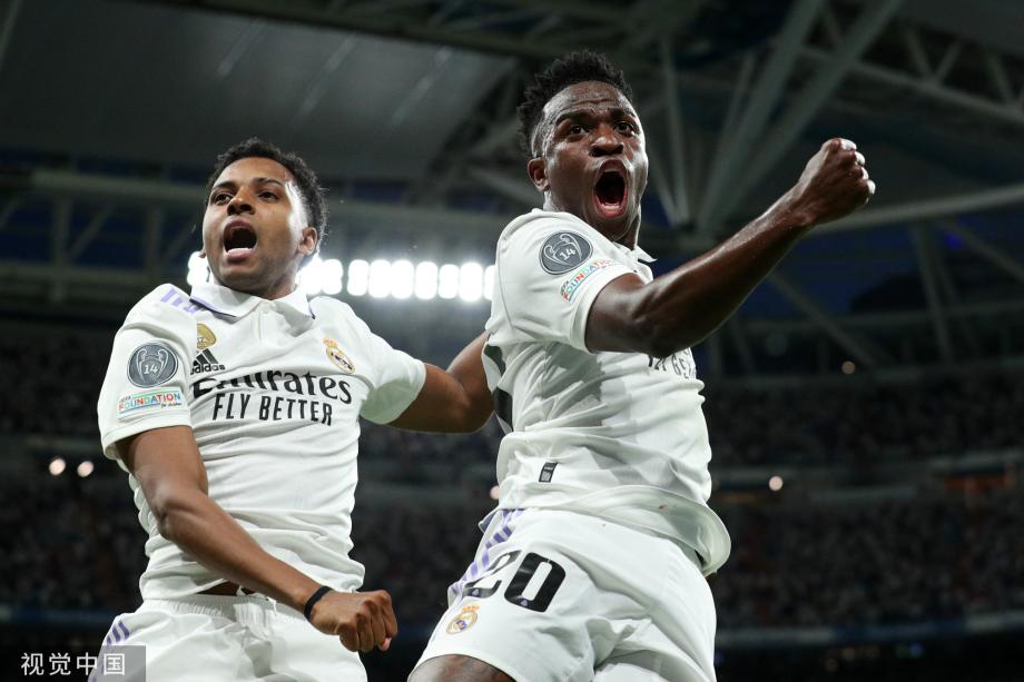 他们不仅在 他们不仅在